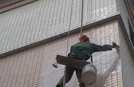 梅州市卫生间漏水维修公司分享下梅州市外墙防水的必要性。
